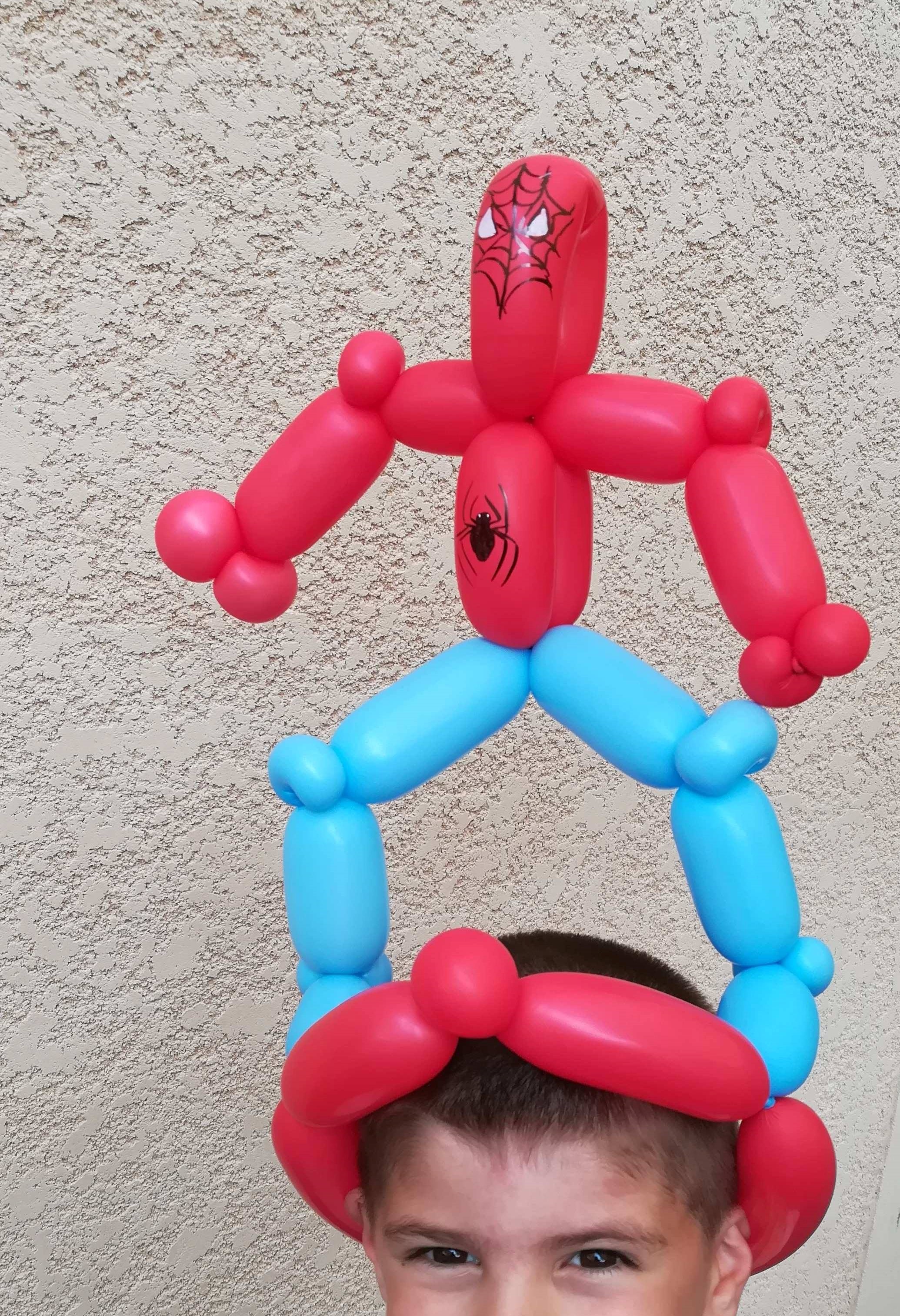 Sculpteur de ballons pour une animation commerciale réussie